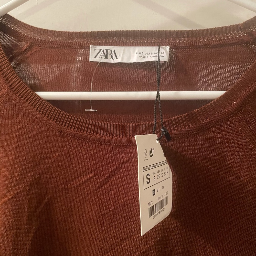 Zara lightweight sweaters - Picture 2 of 3